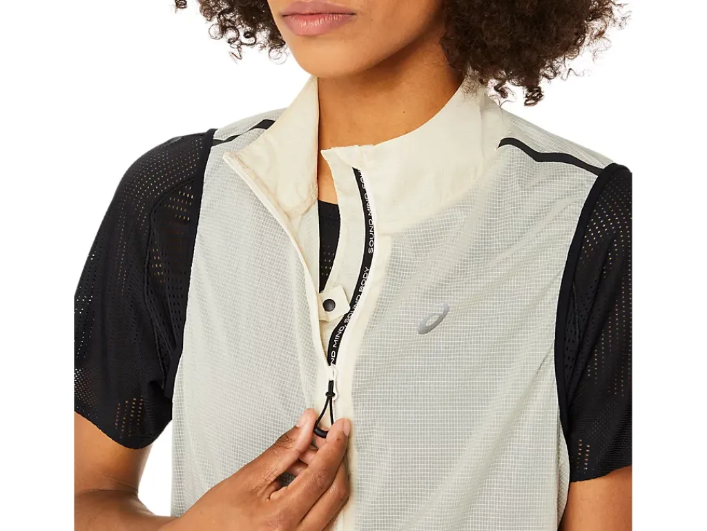 ASICS METARUN PACKABLE GILET-Women Jackets & Outerwear